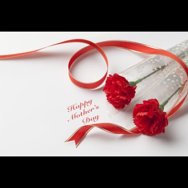 八代市のコンビニは母の日のギフト等も種類豊富に取り揃えております